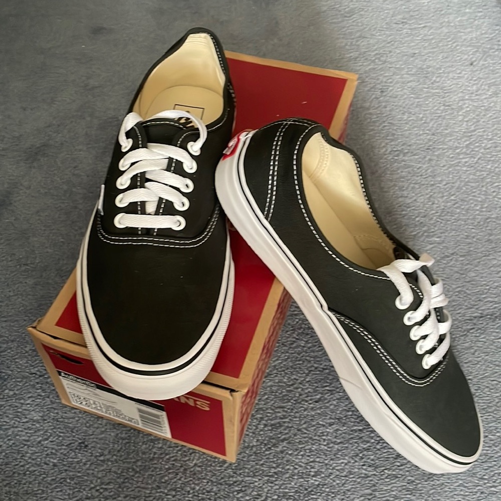 NEW Vans Authentic Scarab (Dark Green) M10.5/W12.0